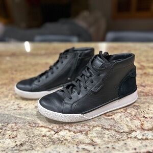 Clarks Sneaker Boots